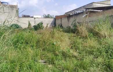 Imagem: O terreno possui 136m² de Área e está localizado em Santíssimo