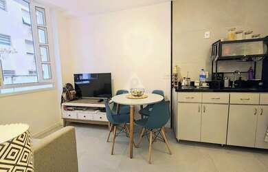 Imagem: O apartamento possui 1 Dormitório, 1 Banheiro, 28m² de Área