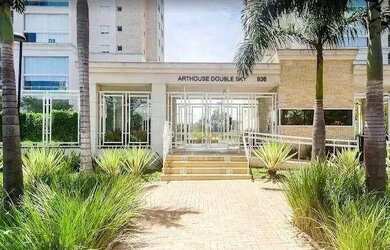 Imagem: O apartamento possui 3 Dormitórios, 5 Banheiros, 3 Vagas na