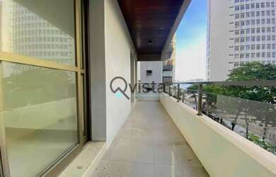 Imagem: O apartamento possui 3 Dormitórios, 4 Banheiros, 2 Vagas na