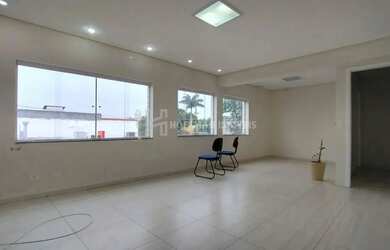 Imagem: O depósito possui 326m² de Área e está localizado em Osvaldo