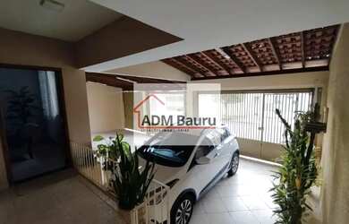 Imagem: A casa possui 3 Dormitórios, 3 Banheiros, 3 Vagas na garagem