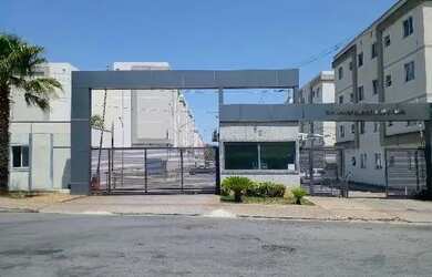 Imagem: O apartamento possui 2 Dormitórios, 1 Banheiro, 2 Vagas na