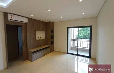 Imagem: O apartamento possui 3 Dormitórios, 2 Banheiros, 2 Vagas na