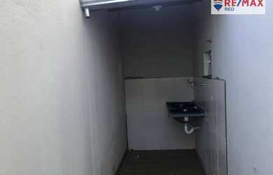 Imagem: A casa possui 2 Dormitórios, 1 Banheiro, 3 Vagas na garagem