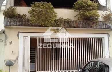 Imagem: A casa possui 5 Dormitórios, 2 Banheiros, 2 Vagas na garagem