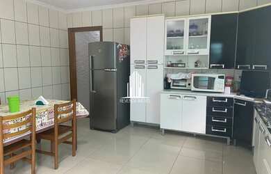 Imagem 2: CASA COINFORTÁVEL NA VILA PRUDENTE AO LADO DO METRÔ - 150M² - 3 VAGAS