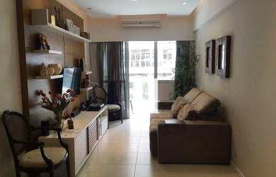 Imagem: O apartamento possui 3 Dormitórios, 1 Banheiro, 2 Vagas na