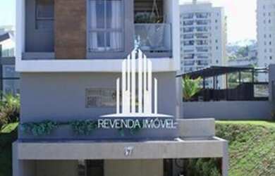 Imagem: A casa possui 3 Dormitórios, 5 Banheiros, 223m² de Área e