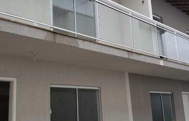 Imagem: A casa possui 2 Dormitórios, 3 Banheiros, 1 Vaga na garagem