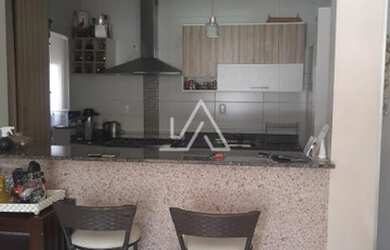 Imagem 6: LINDA CASA VILA LUIZA. Guarda roupa, Lareira, 3 Vagas na garageme3 Dormitórios