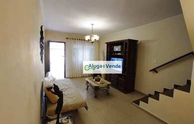 Imagem: A casa possui 2 Dormitórios, 2 Banheiros, 1 Vaga na garagem