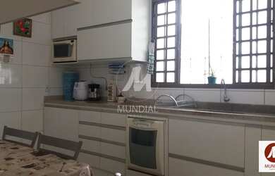 Imagem 10: Casa térrea na rua 3 dormitórios/suite, cozinha planejada