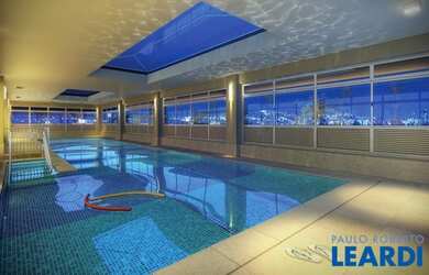 Imagem: O depósito possui 1 Vaga na garagem, 35m² de Área e está