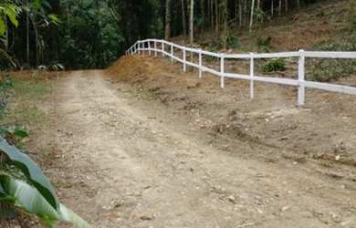 Imagem: O terreno possui 4.000m² de Área e está localizado em Cidade