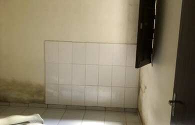 Imagem 4: Alugar casa 400. 1 Vaga na garageme2 Dormitórios