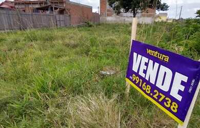 Imagem: O terreno possui 360m² de Área e está localizado em Laranjal