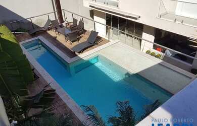 Imagem: A casa em condomínio possui 4 Dormitórios, 4 Banheiros, 4