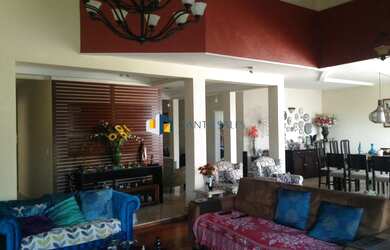 Imagem 2: LINDA CASA EM ALPHAVILLE. 500m² de Área, 4 Vagas na garageme5 Dormitórios