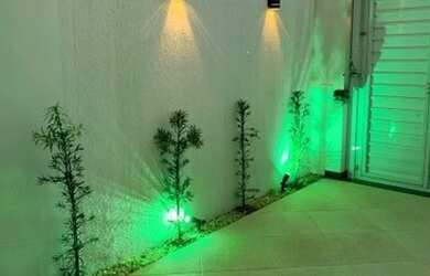 Imagem: A casa possui 3 Dormitórios e 3 Banheiros e está localizado