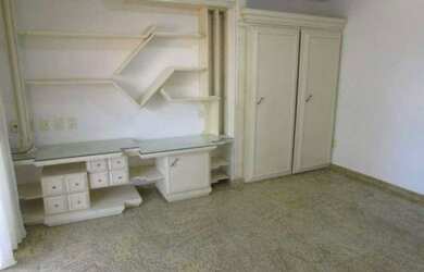 Imagem 9: Casa na Farolandia -. Piscina, Churrasqueira, 378m² de Áreae2 Vagas...