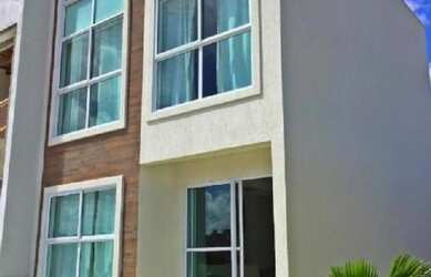 Imagem: A casa em condomínio possui 2 Dormitórios, 3 Banheiros, 2