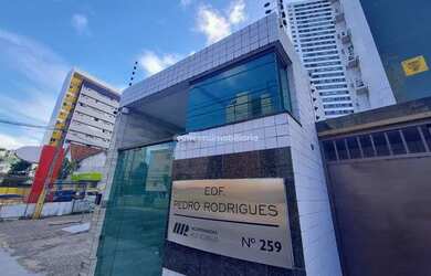 Imagem: O apartamento à venda possui 1 Dormitório, 1 Banheiro, 1 Vaga