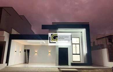 Imagem: A casa em condomínio possui 3 Dormitórios, 3 Banheiros, 4