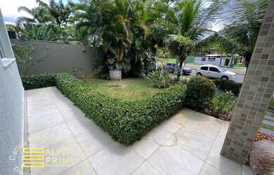 Imagem: A casa em condomínio possui 4 Dormitórios, 5 Banheiros, 2