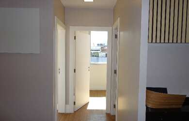 Imagem: O depósito possui 3 Vagas na garagem, 123m² de Área e está