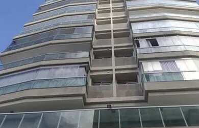 Imagem: O apartamento possui 2 Dormitórios, 2 Banheiros, 2 Vagas na