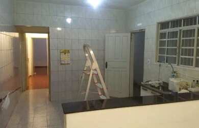 Imagem 2: Vendo Casa em Tatuí. Varanda, Área de serviço, 1 Banheiroe2 Dormitórios