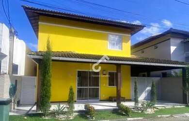 Imagem: A casa em condomínio possui 3 Dormitórios, 1 Banheiro, 2 Vagas