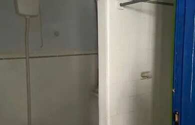 Imagem 2: Galpão/Casa Aluguel. 300m² de Áreae1 Vaga na garagem