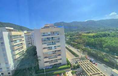 Imagem: O apartamento possui 3 Dormitórios, 3 Banheiros, 2 Vagas na