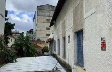 Imagem 5: Galpão/Casa Aluguel. 300m² de Áreae1 Vaga na garagem