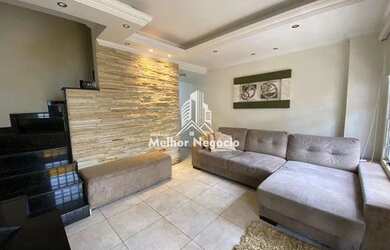 Imagem: A casa possui 2 Dormitórios, 2 Banheiros, 1 Vaga na garagem