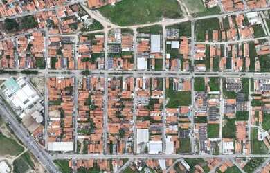 Imagem: O terreno e está localizado em Pajuçara, Maracanaú à venda