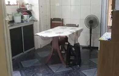 Imagem: A casa possui 2 Dormitórios, 1 Banheiro, 78m² de Área e