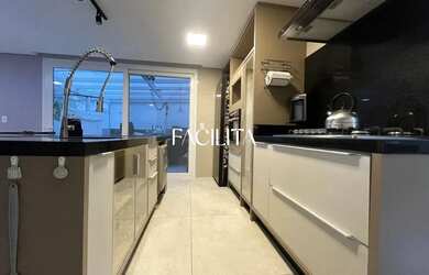 Imagem 10: Casa com 3 quartos no bairro Agronômica, Florianópolis