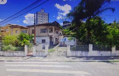 Imagem: O terreno possui 684m² de Área e está localizado em Vila