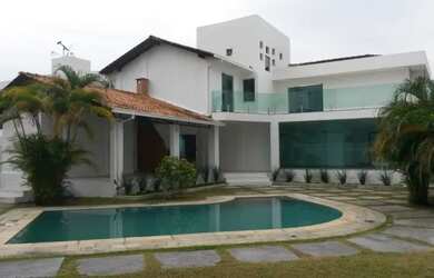 Imagem: A casa em condomínio possui 5 Dormitórios, 5 Banheiros, 5