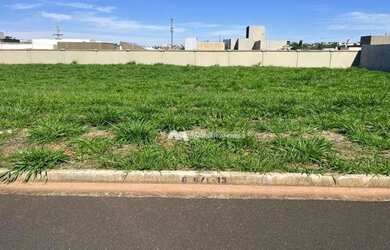 Imagem: O terreno possui 366m² de Área e está localizado em Quinta