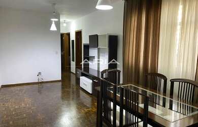 Imagem: O apartamento possui 3 Dormitórios, 1 Banheiro, 1 Vaga na garagem