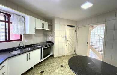 Imagem 12: Cobertura de Alto Padrão para Locação - Vista Mar e Lazer Privativo