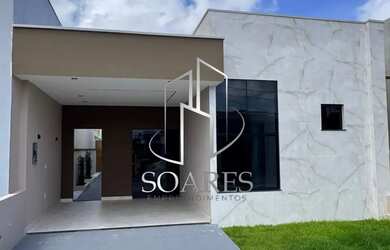 Imagem: A casa possui 3 Dormitórios, 3 Banheiros, 1 Vaga na garagem