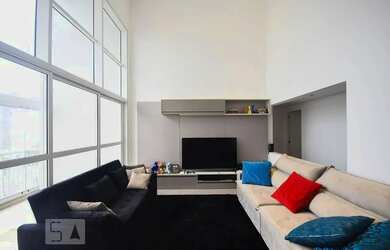 Imagem: O apartamento possui 4 Dormitórios, 5 Banheiros, 3 Vagas na