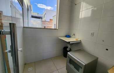 Imagem 11: Casa geminada com entrada independente