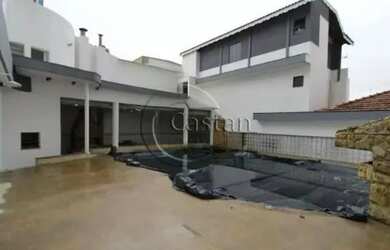 Imagem: O terreno possui 450m² de Área e está localizado em Vila