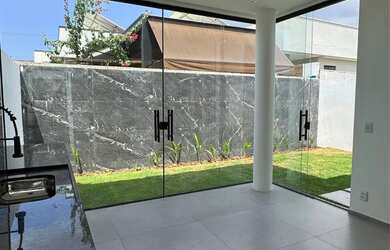 Imagem 11: Venda/ Casa/ Condomínio Gran Paraíso/ 3 quartos- 1 suíte/ 107 m2/ fino acabamento